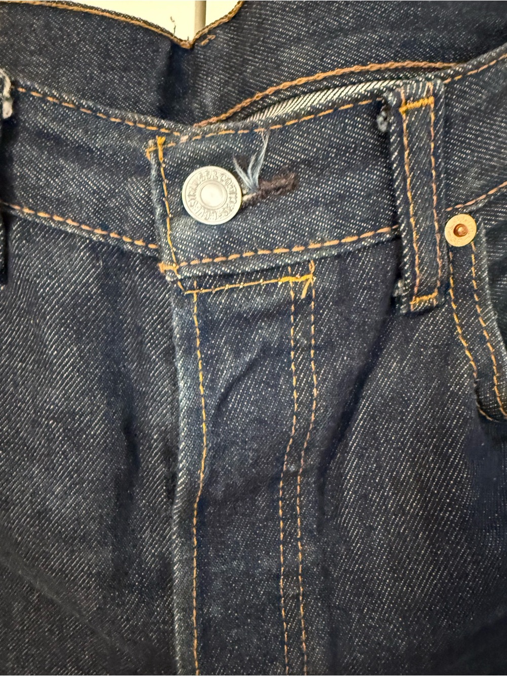Levi's Men's Straight Jeans in Dark Indigo - Picture 4 of 7